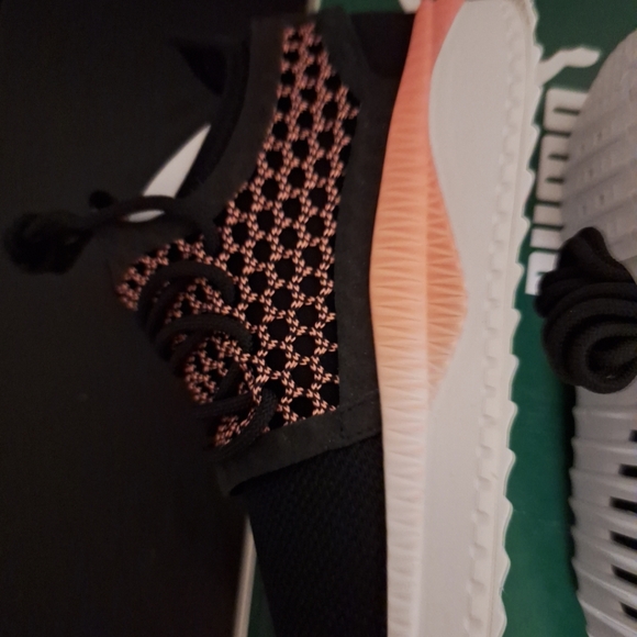 Size 8 - PUMA Tsugi Shell Pink Netfit V2 Sneaker White - Picture 12 of 12